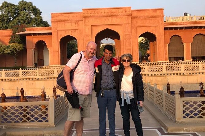 From Delhi: Full Day TajMahal & Agra Fort with 5 Star Lunch - Should You Book This Taj Mahal and Agra Fort Day Tour?