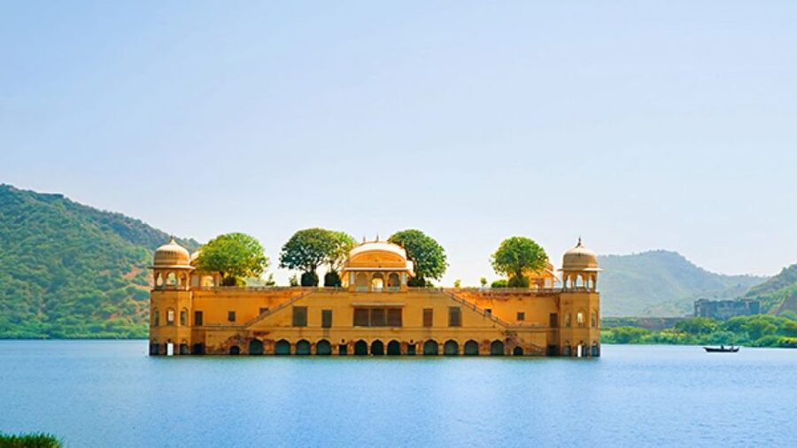 From Delhi: Jaipur Day Trip by Fast Train or Private Car - Jal Mahal: Palace Views That Feel Like a Photo Filter