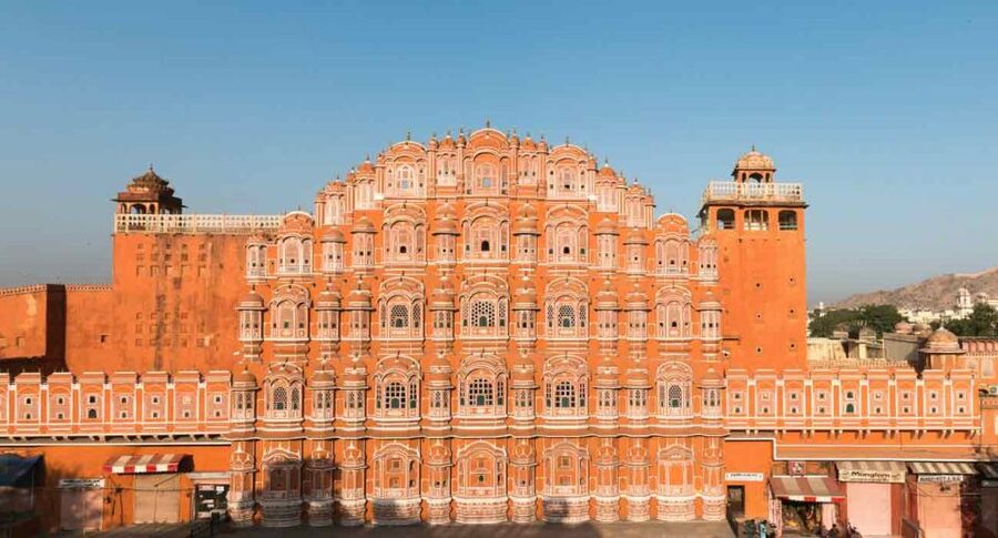 From Delhi: Jaipur Day Trip by Fast Train or Private Car - Jantar Mantar: The Stop That Turns Instruments Into Understanding