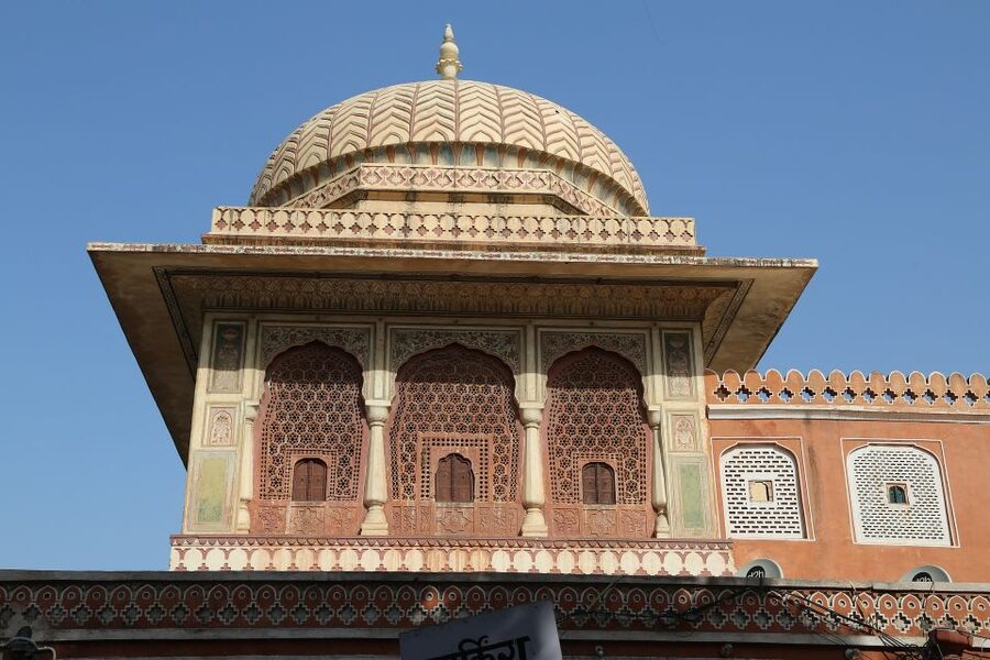 From Delhi: Jaipur Day Trip by Fast Train or Private Car - Monkey Temple and Panna Meena Ka Kund Stepwell Photos: Where the Day Gets Unexpected
