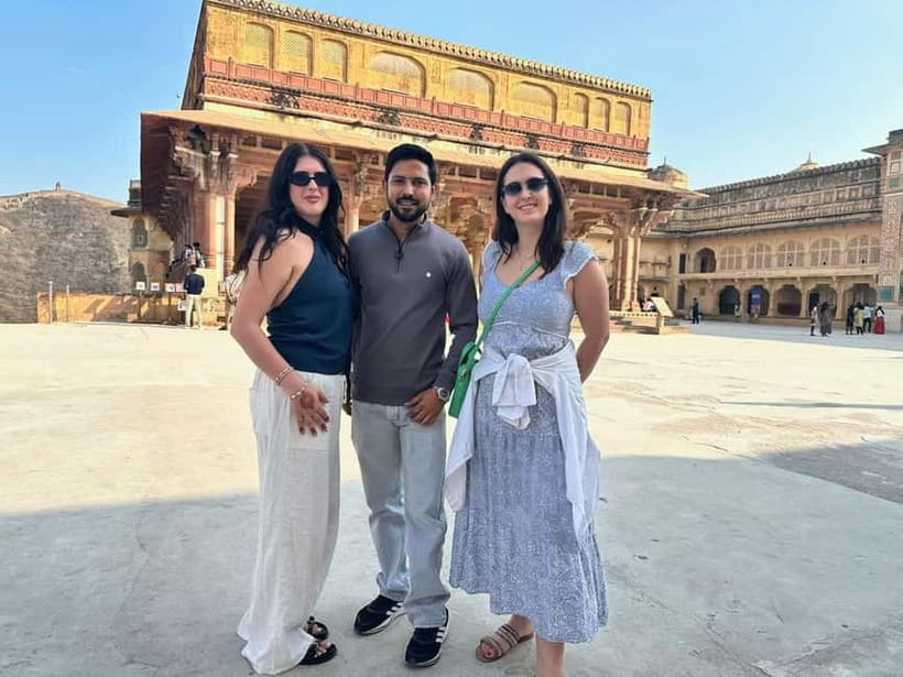 From Delhi: Jaipur Private Guided Day Tour - Jal Mahal and Hawa Mahal: Two Quick Stops That Can Still Deliver Great Photos
