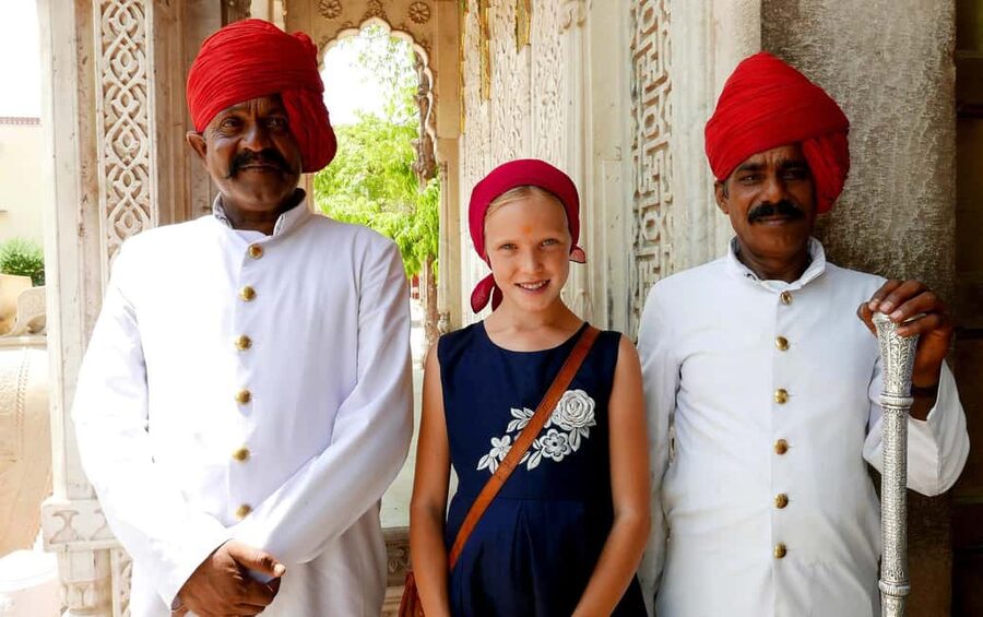 From Delhi: Jaipur Private Same Day-Trip By Car or Train - Hawa Mahal Honeycomb Facades and Smart Photo Timing