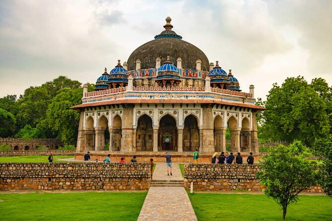 From Delhi: New and Old Delhi Private Sightseeing Tour - Price and Logistics, What You’re Really Paying For