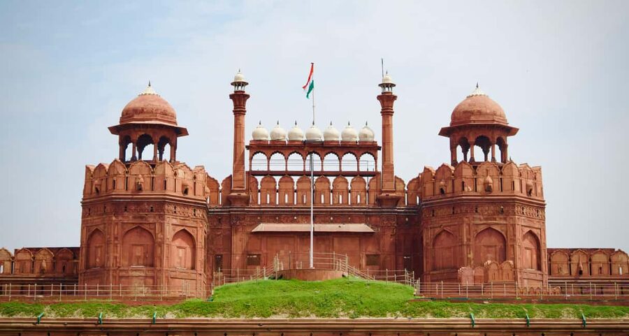 From Delhi: Private 3-Day Golden Triangle Luxury Tour - Private car rules the clock: drivers, guides, and photo-friendly timing