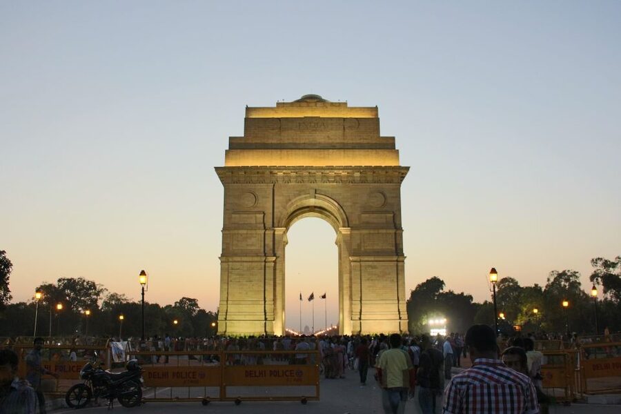 From Delhi: Private 5-Day Golden Triangle Tour - City Palace and Jantar Mantar: where the stories make sense