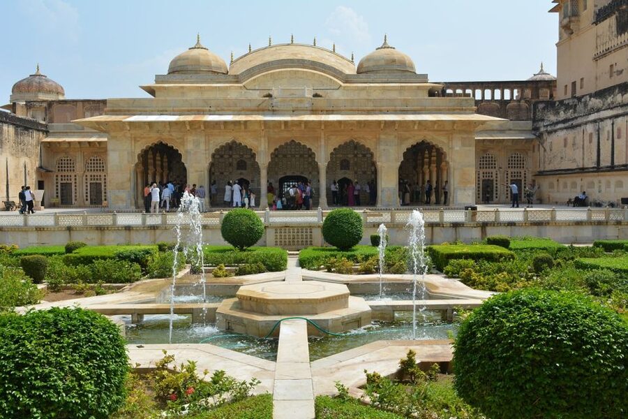 From Delhi: Private Jaipur & Amber Fort Guided Tour by Car - Key things to know before you go