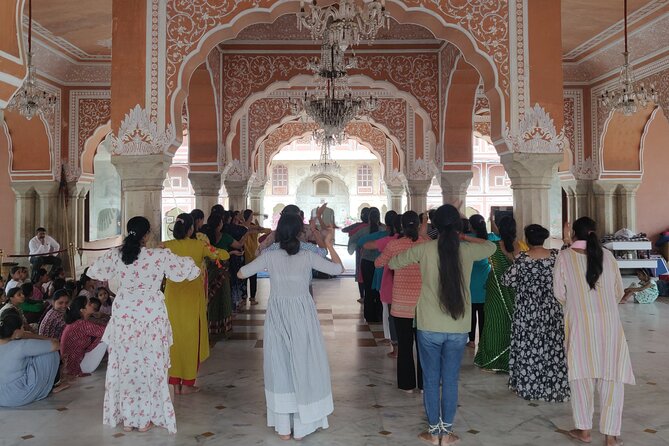 From Delhi : Private Jaipur Day Tour By Car - All Inclusive - Price and logistics: what that $5 per person really means