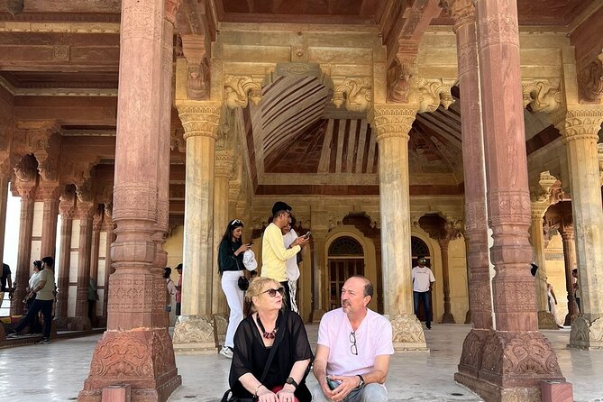 From Delhi : Private Jaipur Day Tour By Car - All Inclusive - Stop 2: Hawa Mahal, the Palace of Breeze