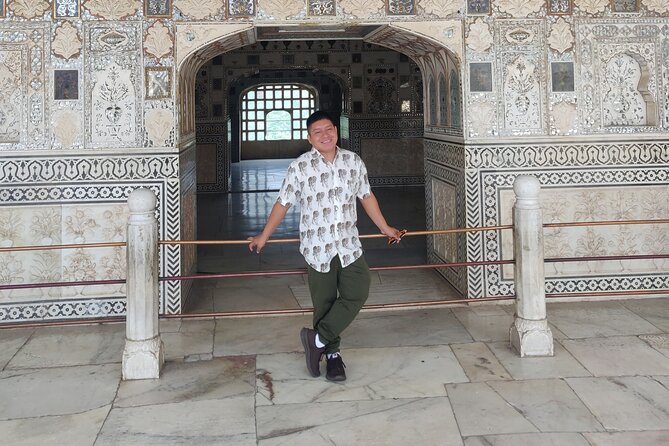 From Delhi : Private Jaipur Day Tour By Car - All Inclusive - Stop 3: Jal Mahal, the lake-view pause
