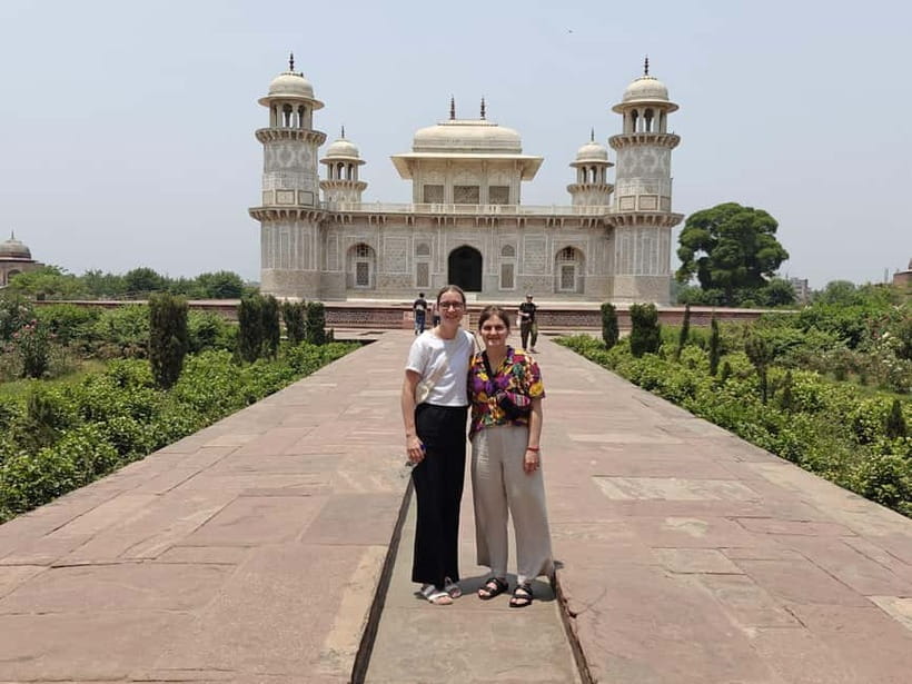 From Delhi: Private Layover Taj Mahal Day Tour By Car - Should You Book This Delhi Layover Day Tour?
