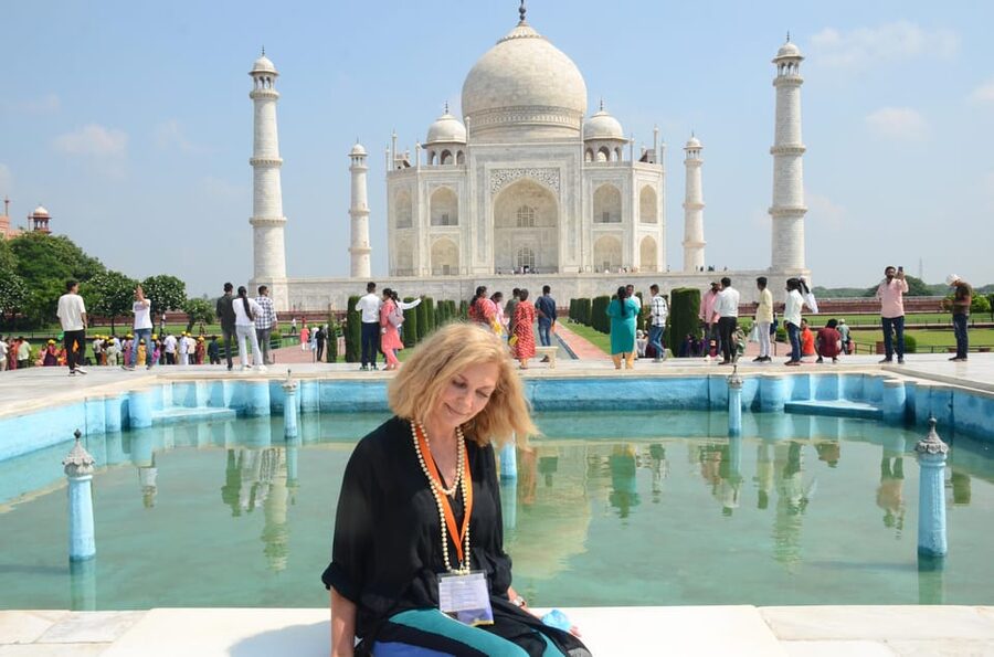 From Delhi: Private Taj Mahal & Agra Tour with 5-Star Lunch - A one-day Agra plan without the Delhi-to-Agra headache