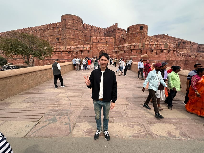 From Delhi: Private Taj mahal and Agra Fort with Car Tour - Lunch in Agra that fits the schedule, with Mughlai and North Indian options