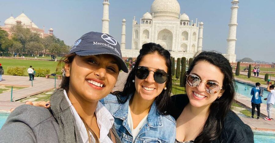 From Delhi: Private Taj Mahal and Agra Tour by Express Train - Agra Fort: Red Sandstone, Mughal Power, and Good Photo Angles