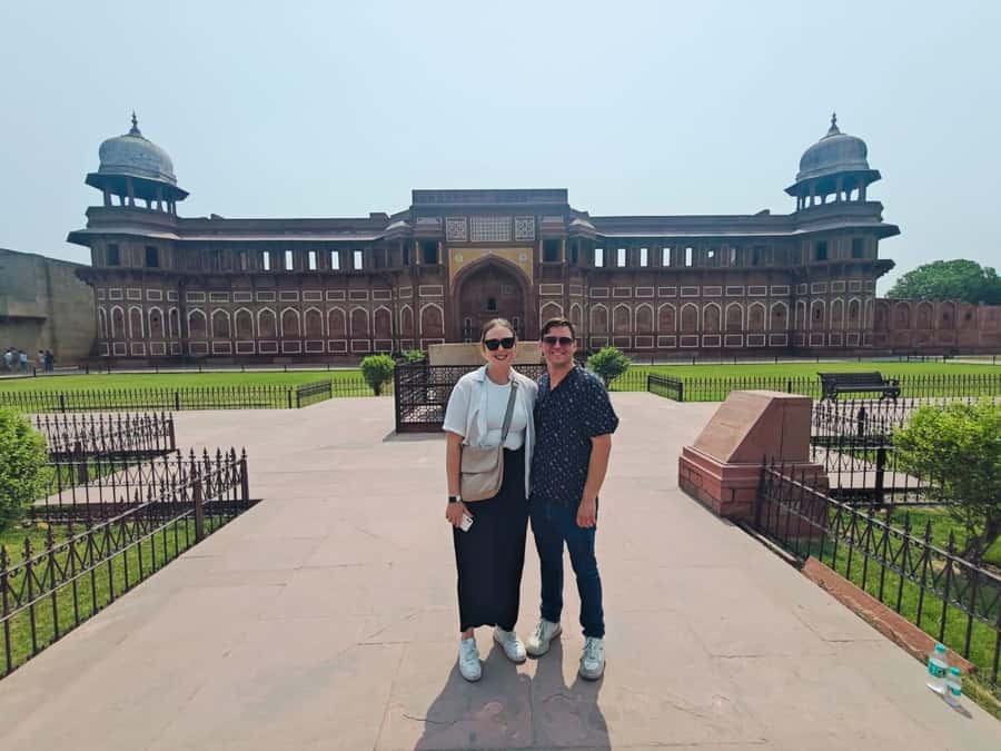 From Delhi: Private Taj Mahal Day Tour with Fast-Track Entry - Guide support and language options that actually matter