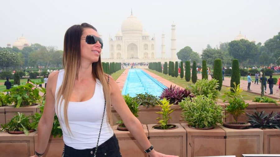 From Delhi: Same Day Taj Mahal & Agra Day Tour by Car - Baby Taj (Itimad-ud-Daulah) as a calm finale