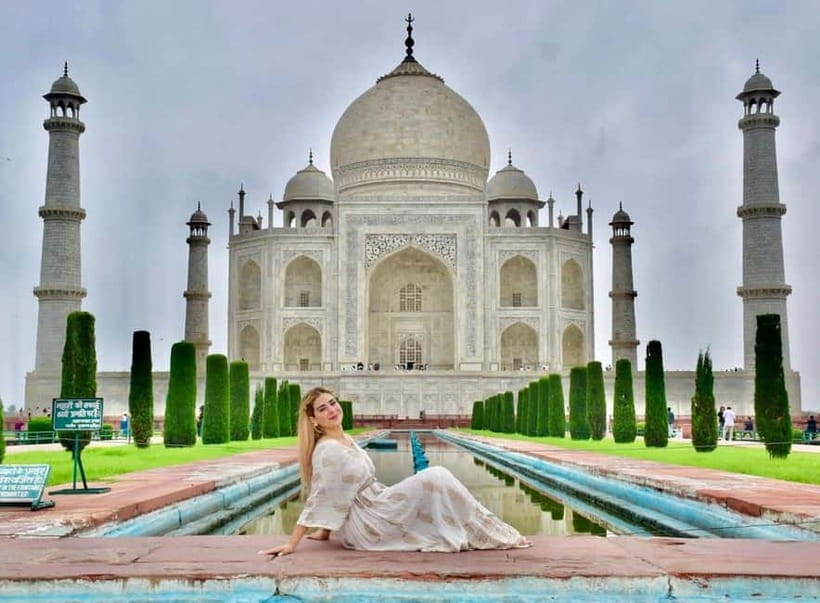 From Delhi: Sunrise Taj Mahal, Agra Fort, & Baby Taj Tour - Key things that make this tour work