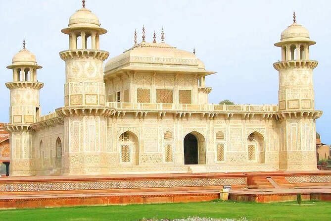 From Delhi : Sunrise Taj Mahal & Agra Fort Day Tour by Car. - Private Air-Conditioned Car, Driver, and the Expressway Run