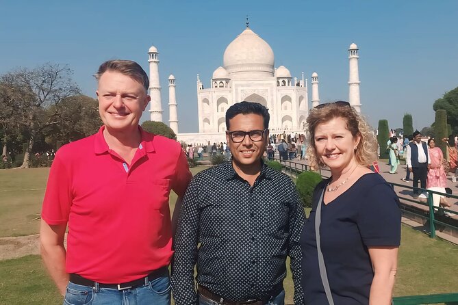 From Delhi: Sunrise Taj Mahal-Agra Fort Skip The Line Guided Tour - A sunrise plan that actually works from Delhi