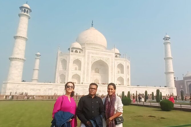 From Delhi: Sunrise Taj Mahal-Agra Fort Skip The Line Guided Tour - Agra Fort: Mughal power in red sandstone (and great views)