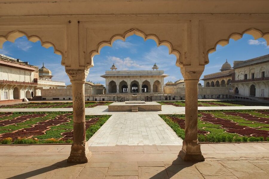 From Delhi: Taj Mahal & Agra City Tour By Gatiman Train - Taj Mahal in Real Life, Not Just Photos