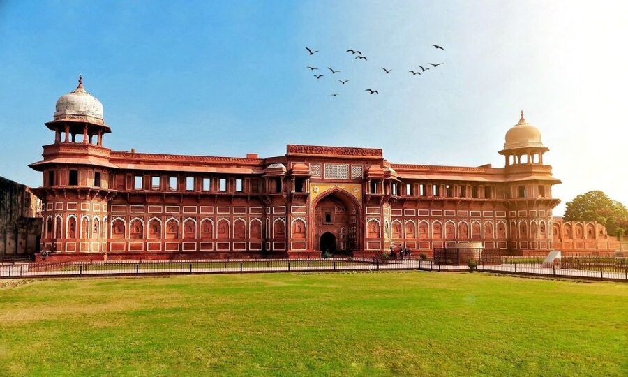 From Delhi: Taj Mahal & Agra City Tour By Gatiman Train - Guides and Drivers: The Real Difference Maker