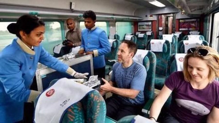From Delhi: Taj Mahal & Agra City Tour By Gatiman Train - From Pickup to Platform: How the Timing Works