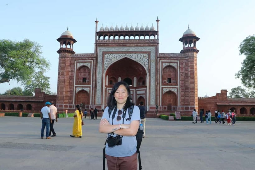 From Delhi: Taj Mahal & Agra Day Tour with Fatehpur Sikri - Price value: what $5 buys you in a 12-hour day