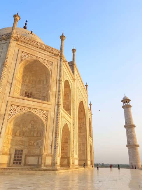 From Delhi: Taj Mahal & Agra Fort Luxury Tour with 5<em> Lunch – Key highlights that make this tour worth your time’ /></p>
<ul>
<li><strong>VIP skip-the-line entry</strong> to Taj Mahal and Agra Fort, so your day stays focused on sights</li>
<li><strong>Private guide for about 5 hours</strong>, with on-site explanations timed to what you are seeing</li>
<li><strong>Luxury SUV with a private driver</strong>, and fuel, tolls, parking, plus bottled water included</li>
<li><strong>5-star lunch at DoubleTree by Hilton Agra</strong> with a real meal break (45 minutes)</li>
<li><strong>Mehtab Bagh photo stop</strong>, a great way to experience the Taj Mahal from across the river area</li>
<li><strong>Multiple guide languages</strong> (English, Hindi, Russian, Spanish, Italian, Japanese, French), for less stress</li>
</ul>
<div class="twil" style="margin: 20px 0; padding: 15px 0;"><p>Still choosing your Taj Mahal ticket? Compare these</p><ul style="margin: 10px 0; padding: 0; list-style: none; display: grid; grid-template-columns: repeat(auto-fill, minmax(250px, 1fr)); gap: 14px;"><li style="border: 1px solid #e5e5e5; border-radius: 8px; overflow: hidden; line-height: 1.4; background: #fff;"><a href="https://indiatourreviews.com/same-day-taj-mahal-agra-fort-baby-taj-tour-from-delhi-by-car/" aria-hidden="true" tabindex="-1"><img decoding="async" style="width: 100%; height: 150px; object-fit: cover; display: block;" src="https://asset.indiatourreviews.com/wp-content/uploads/same-day-taj-mahal-agra-fort-baby-taj-tour-from-delhi-by-car-400x267.jpg" alt="" loading="lazy"></a><div style="padding: 10px 12px;"><a href="https://indiatourreviews.com/same-day-taj-mahal-agra-fort-baby-taj-tour-from-delhi-by-car/" style="font-weight: 600;">Same Day Taj Mahal, Agra Fort & Baby Taj Tour from Delhi by Car</a><br><span style="font-size: 0.82em; color: #555; margin-top: 4px;"><span style="color: #A62B4C;">★</span> 5.0 &middot; 4,304 reviews</span></div></li><li style="border: 1px solid #e5e5e5; border-radius: 8px; overflow: hidden; line-height: 1.4; background: #fff;"><a href="https://indiatourreviews.com/taj-mahal-day-tour-from-delhi-by-superfast-train-top-rated-tour/" aria-hidden="true" tabindex="-1"><img decoding="async" style="width: 100%; height: 150px; object-fit: cover; display: block;" src="https://asset.indiatourreviews.com/wp-content/uploads/taj-mahal-day-tour-from-delhi-by-superfast-train-top-rated-tour-400x267.jpg" alt="" loading="lazy"></a><div style="padding: 10px 12px;"><a href="https://indiatourreviews.com/taj-mahal-day-tour-from-delhi-by-superfast-train-top-rated-tour/" style="font-weight: 600;">Taj Mahal Day Tour from Delhi by Superfast Train – TOP RATED TOUR</a><br><span style="font-size: 0.82em; color: #555; margin-top: 4px;"><span style="color: #A62B4C;">★</span> 5.0 &middot; 4,166 reviews</span></div></li><li style="border: 1px solid #e5e5e5; border-radius: 8px; overflow: hidden; line-height: 1.4; background: #fff;"><a href="https://indiatourreviews.com/full-day-taj-mahal-agra-fort-baby-taj-tour-from-delhi-by-car/" aria-hidden="true" tabindex="-1"><img decoding="async" style="width: 100%; height: 150px; object-fit: cover; display: block;" src="https://asset.indiatourreviews.com/wp-content/uploads/full-day-taj-mahal-agra-fort-baby-taj-tour-from-delhi-by-car-400x267.jpg" alt="" loading="lazy"></a><div style="padding: 10px 12px;"><a href="https://indiatourreviews.com/full-day-taj-mahal-agra-fort-baby-taj-tour-from-delhi-by-car/" style="font-weight: 600;">Full Day Taj Mahal, Agra Fort & Baby Taj Tour from Delhi by Car</a><br><span style="font-size: 0.82em; color: #555; margin-top: 4px;"><span style="color: #A62B4C;">★</span> 5.0 &middot; 3,647 reviews</span></div></li><li style="border: 1px solid #e5e5e5; border-radius: 8px; overflow: hidden; line-height: 1.4; background: #fff;"><a href="https://indiatourreviews.com/from-delhi-taj-mahal-agra-private-day-trip-with-transfers/" aria-hidden="true" tabindex="-1"><img decoding="async" style="width: 100%; height: 150px; object-fit: cover; display: block;" src="https://asset.indiatourreviews.com/wp-content/uploads/from-delhi-taj-mahal-agra-private-day-trip-with-transfers-400x267.jpg" alt="" loading="lazy"></a><div style="padding: 10px 12px;"><a href="https://indiatourreviews.com/from-delhi-taj-mahal-agra-private-day-trip-with-transfers/" style="font-weight: 600;">From Delhi: Taj Mahal & Agra Private Day Trip with Transfers</a><br><span style="font-size: 0.82em; color: #555; margin-top: 4px;"><span style="color: #A62B4C;">★</span> 4.9 &middot; 3,181 reviews</span></div></li></ul></div><h2 id="picking-up-in-delhi-luxury-suv-comfort-and-less-stress-from-the-start">Picking up in Delhi: luxury SUV comfort and less stress from the start</h2>
<p> Lunch – Picking up in Delhi: luxury SUV comfort and less stress from the start’ /><br />
The day begins with a pickup from Delhi, New Delhi, or Agra options, and it is designed around convenient meeting points in the Delhi area (including Noida and Gurgaon). You ride in a premium, chauffeured vehicle with a private driver, so you are not coordinating taxis or public transport while you are trying to enjoy a once-a-lifetime site.</p>
<p><p>This is the kind of setup that saves energy for the walking and the photos. You also get chilled water, plus soft drinks, which matters in Agra because your sightseeing time is packed and the day can feel long.</p>
</p>
<p><p>One small practical detail I really like: the plan includes <strong>fuel, tolls, and parking</strong>. That means less scrambling and fewer surprise expenses once you are already on the road.</p>
</p>
<h2 id="vip-taj-mahal-entry-what-the-2-hour-guided-visit-really-gives-you">VIP Taj Mahal entry: what the 2-hour guided visit really gives you</h2>
<p><img width="825" height="650" decoding="async" src=