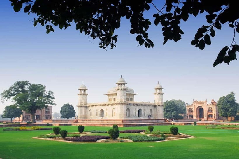 From Delhi: Taj Mahal & Agra Fort Private Day Tour By Car - FAQ