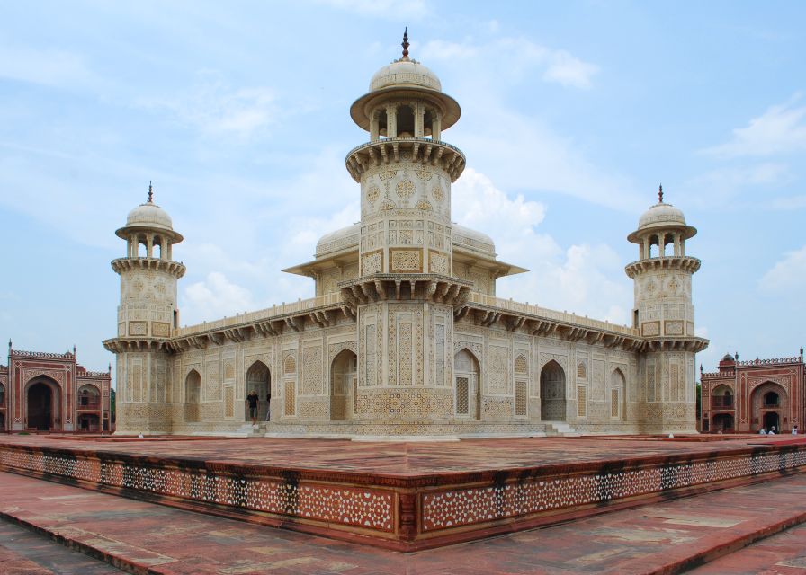 From Delhi: Taj Mahal & Agra Fort Private Tour with Options - Agra Fort: Mughal power you can actually picture