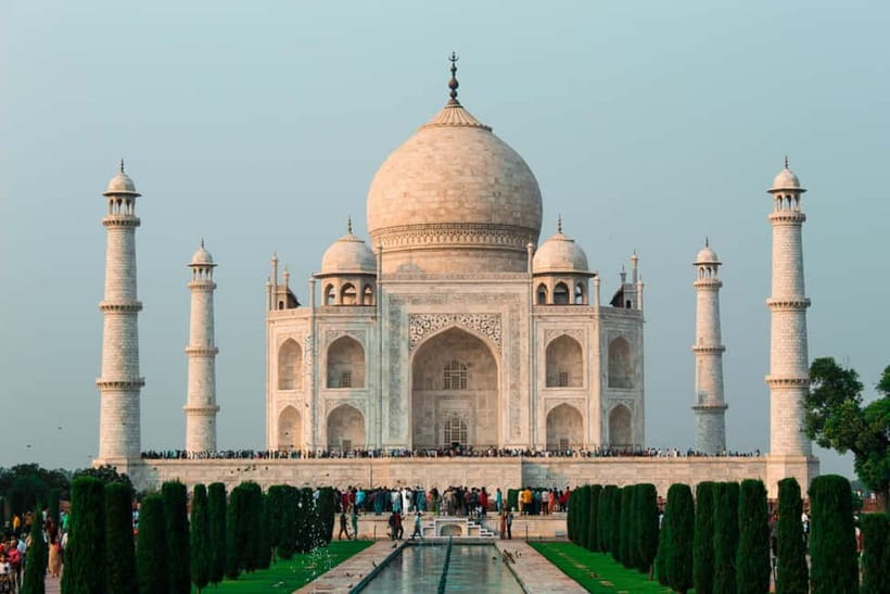 From Delhi: Taj Mahal, Agra & Mathura Tour by Car - Sunrise Taj Mahal vs normal morning, and the Friday rule