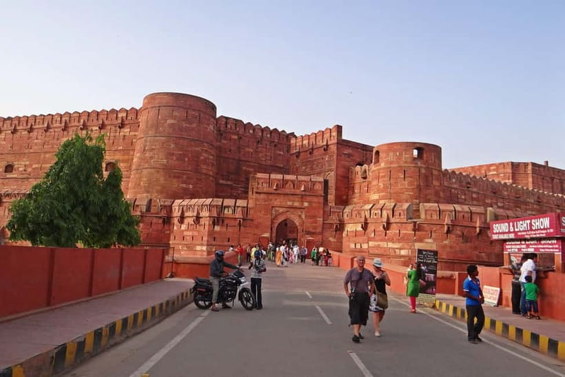 From Delhi: Taj Mahal & Agra Tour with Lunch at Marriott - Agra Fort after the Taj: UNESCO views that put the Taj in context
