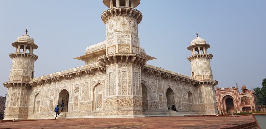 From Delhi: Taj Mahal & Agra Tour with Lunch at Marriott - Baby Taj (Itimad-ud-Daulah): quieter marble work and a calmer finish