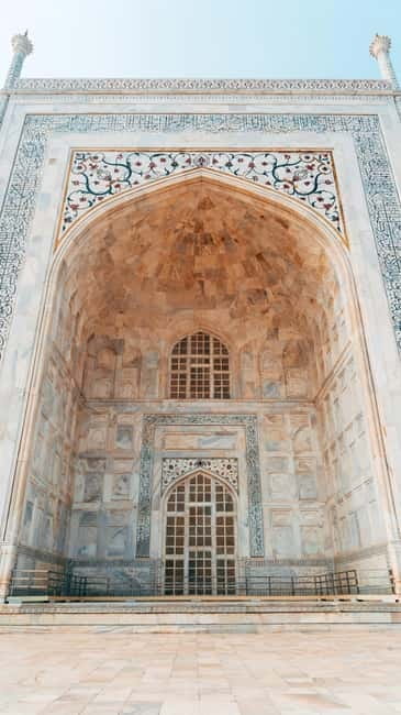 From Delhi: Taj Mahal & Agra Tour with Lunch at Marriott - Transport comfort, WhatsApp support, and why private matters