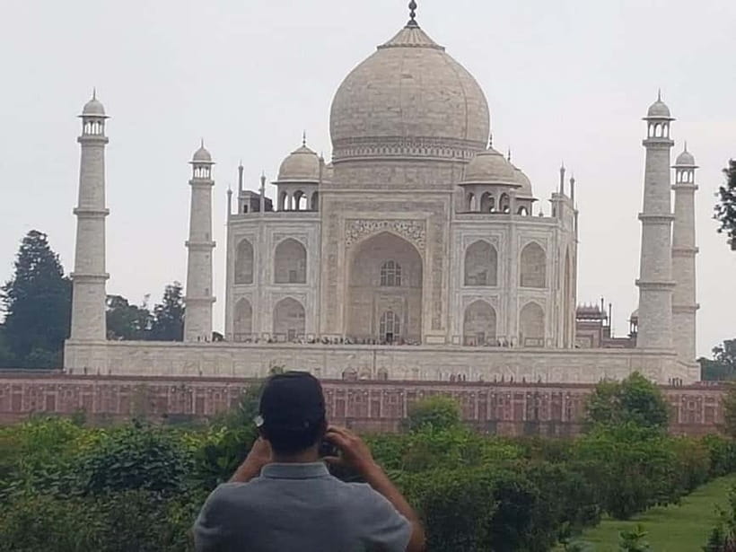 From Delhi: Taj Mahal & Agra With Fatehpur Sikri Day Tour - Who this tour fits best