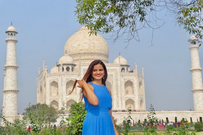 From Delhi: Taj Mahal and Agra City Tour by Car - All Inclusive - Lunch and small comforts that keep a full day from collapsing