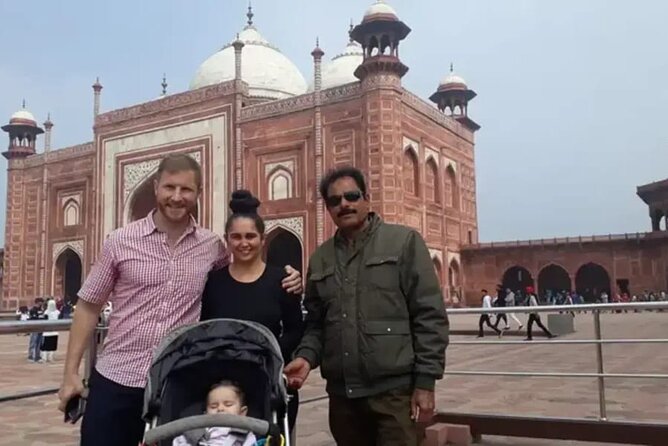 From Delhi : Taj Mahal Luxury Tour Package by Car - A Delhi-to-Agra day that’s more comfortable than it sounds