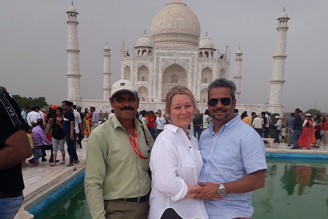 From Delhi : Taj Mahal Luxury Tour Package by Car - Stop 2, Agra Fort: UNESCO walls, Mughal power, and big views