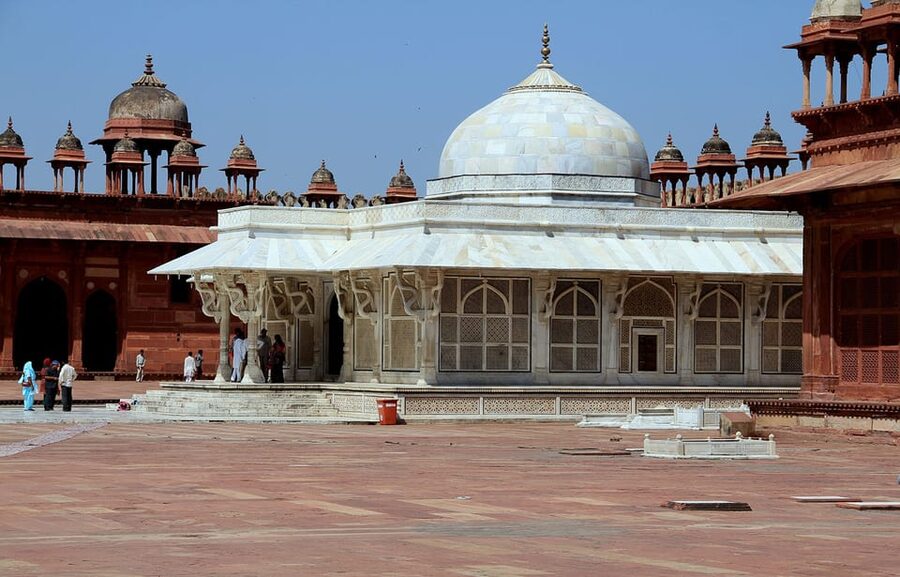 From Delhi: Taj Mahal Sunrise, Agra Fort & Baby Taj Day Tour - Your guide and driver: what private pacing really changes
