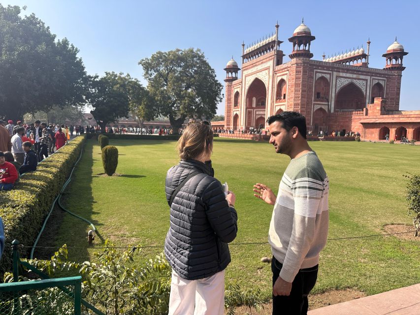 From Delhi: Taj Mahal Sunrise and Agra Fort Private Tour - The Delhi to Agra drive, and why private AC is not a luxury here