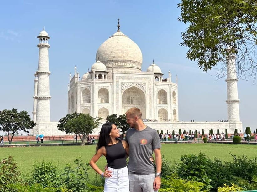 From Delhi: Taj Mahal Sunrise and Agra Fort Private Tour - DoubleTree by Hilton Agra breakfast, an upgrade that changes the whole day