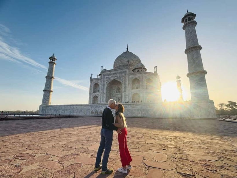 From Delhi: Taj Mahal Sunrise, Baby Taj & Agra Fort Day Tour - Key Things That Make This Tour Work
