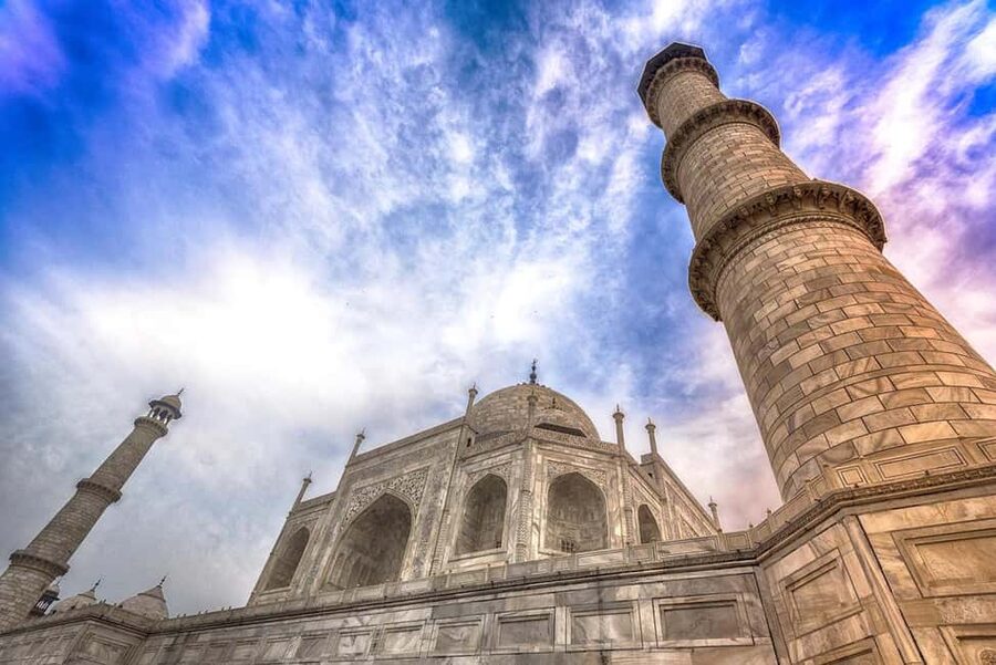 From Jaipur: Same Day Taj Mahal Tour with Fatehpur Sikri - Taj Mahal guided visit: why your guide matters here