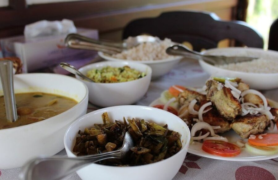 From Kochi: 2-Day 1-Night Alappuzha Private Houseboat Cruise - Night on the water: AC comfort and real sleep expectations