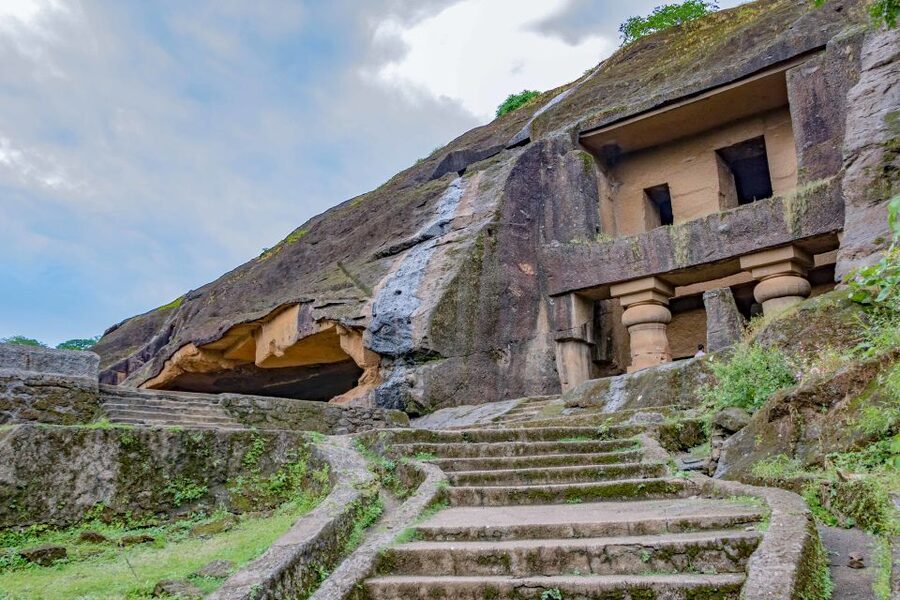 From Mumbai: Kanheri Cave Half-Day Tour - What to pack and wear: modest clothing and solid shoes