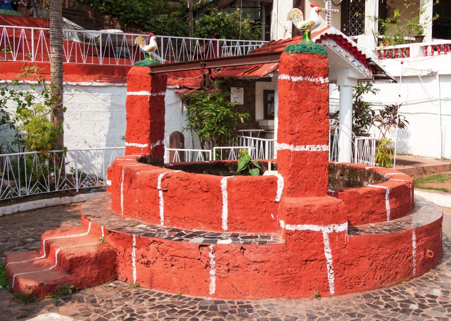 From Panaji: North Goa Guided Sightseeing Tour - Beaches at the end, plus local specialties