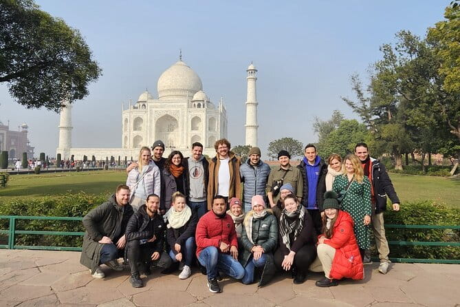 Full Day Agra Tour from Delhi - Pickup, vehicle comfort, and the long ride that comes with Agra