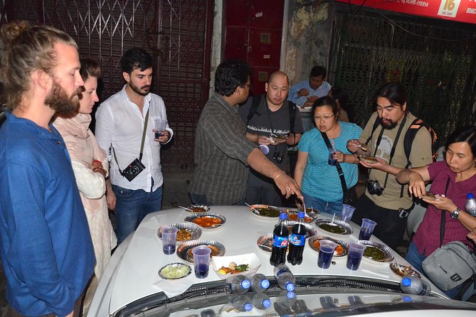 Full Day Food Tour Of Delhi with a chef. Includes Tea Tasting - New Delhi Bites: More Stops, More Variety, Same Chef Brain