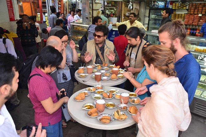 Full Day Food Tour Of Delhi with a chef. Includes Tea Tasting - Tea Tasting Session: How to Compare Delhi’s Tea Blends