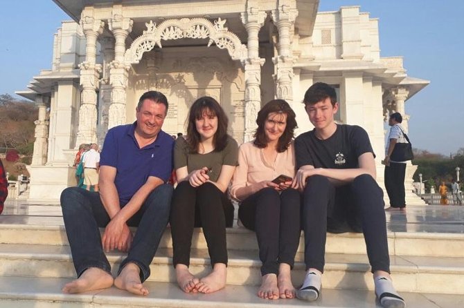 Full-Day Jaipur City Sightseeing Private Tour - Royal Gaitor Tumbas: carvings and a calmer pace